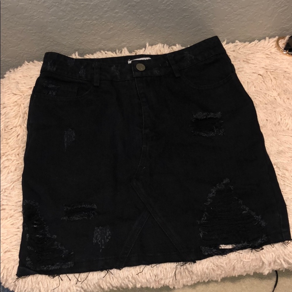 Black distressed Jean skirt!